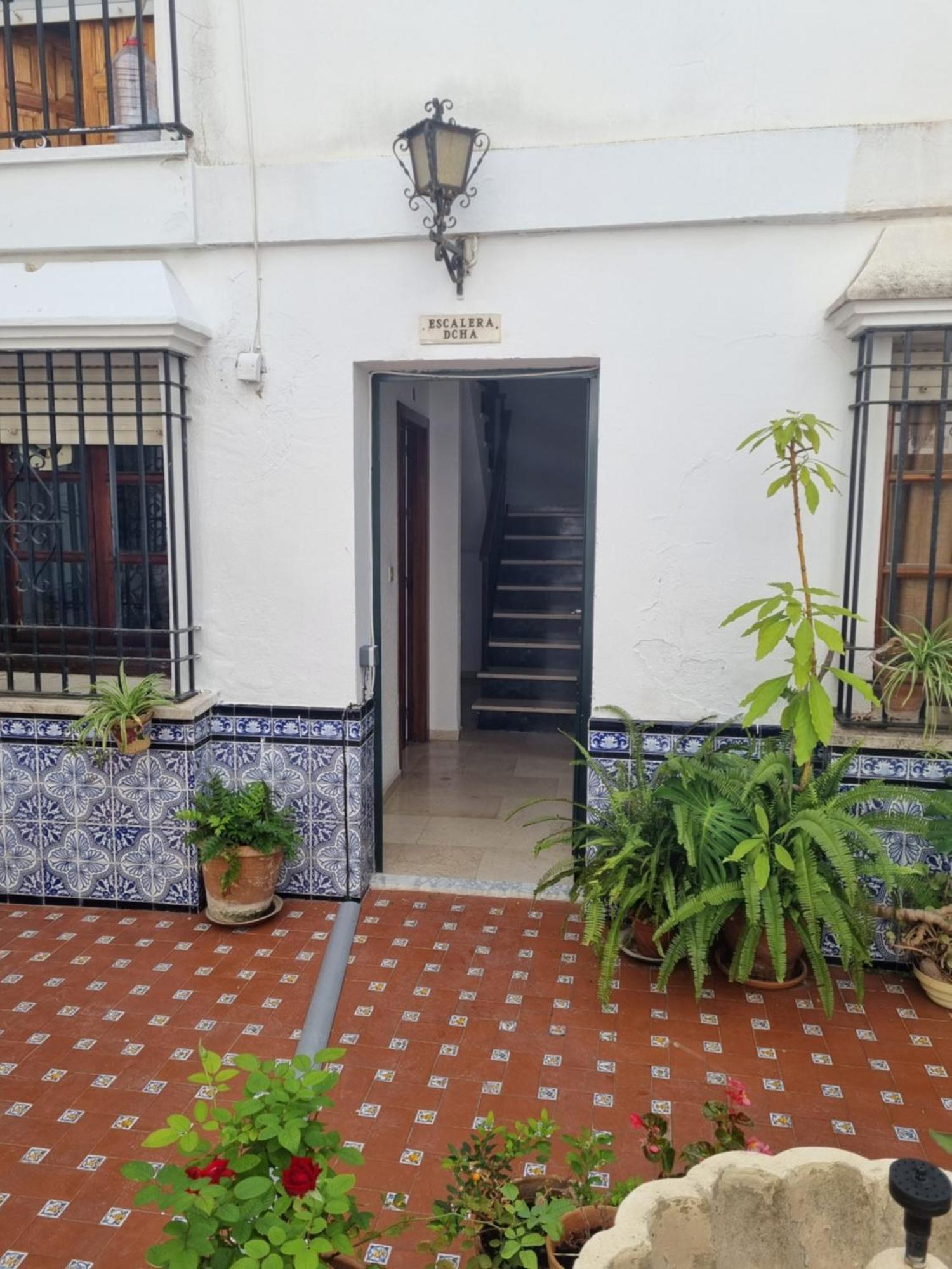 En Patio Cordobes San Basilio Còrdova